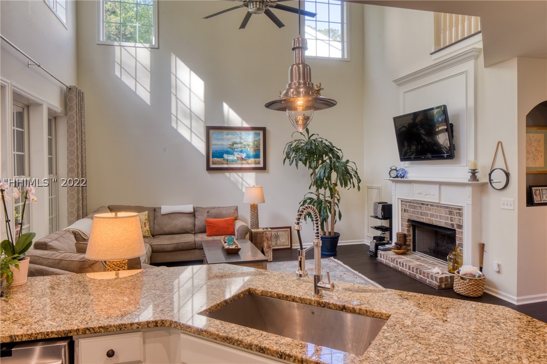 Sold 30 Sapelo Island Lane, Bluffton, SC 29910 4 Beds / 2 Full Baths