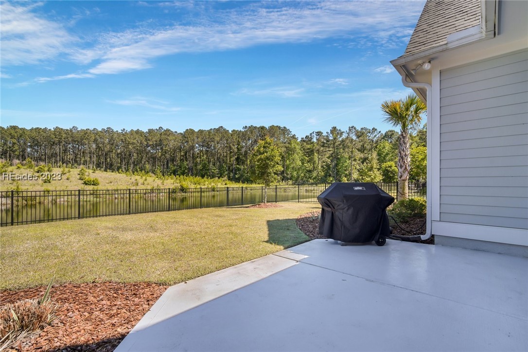 Sold 38 Anchor Bend, Bluffton, SC 29910 3 Beds / 3 Full Baths 790,000