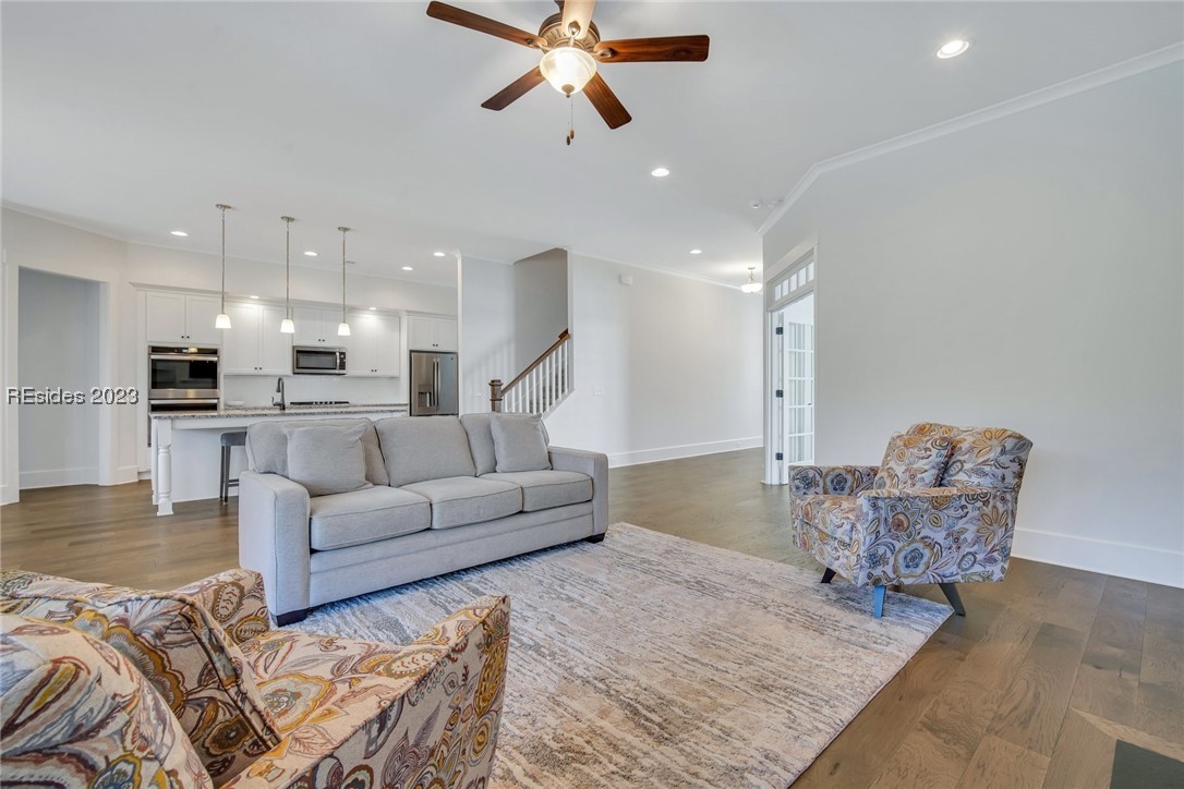 Sold 38 Anchor Bend, Bluffton, SC 29910 3 Beds / 3 Full Baths 790,000