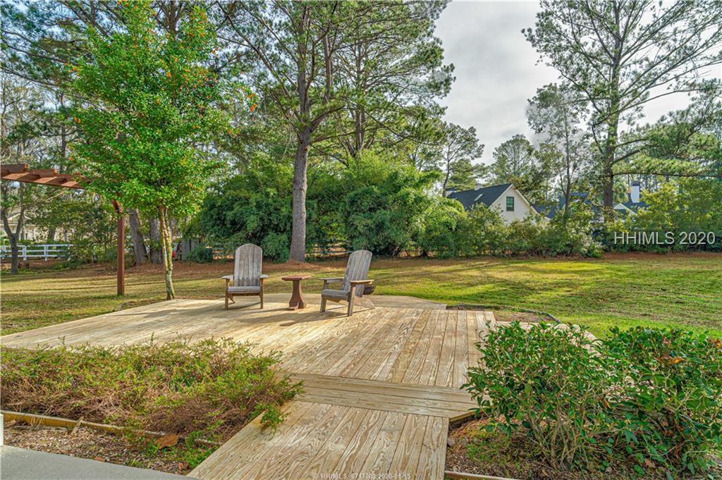 4 Hidden Lake Court, Bluffton, SC 29910